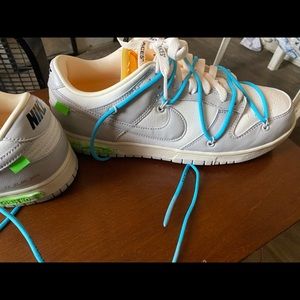 Like new off white Nike dunk lot 2 of 50